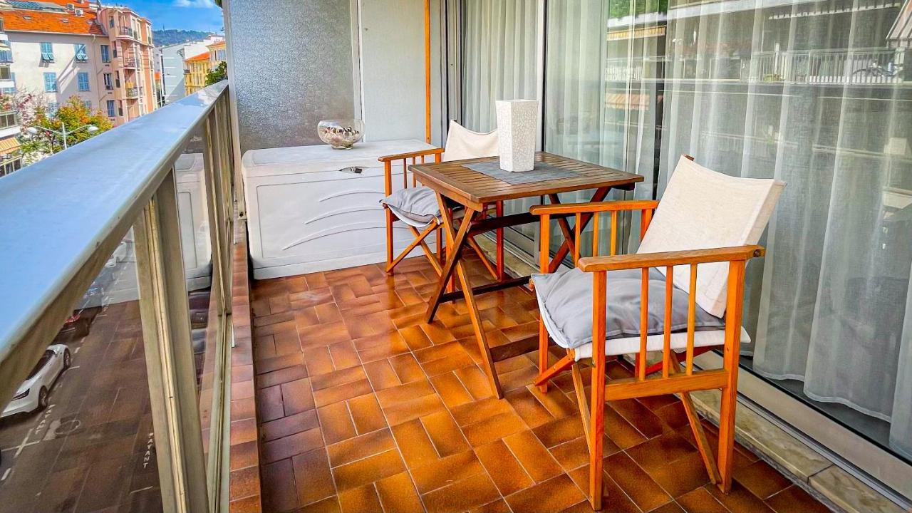 Very Central Apartment With Terrace Ницца Экстерьер фото