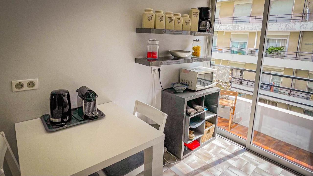 Very Central Apartment With Terrace Ницца Экстерьер фото