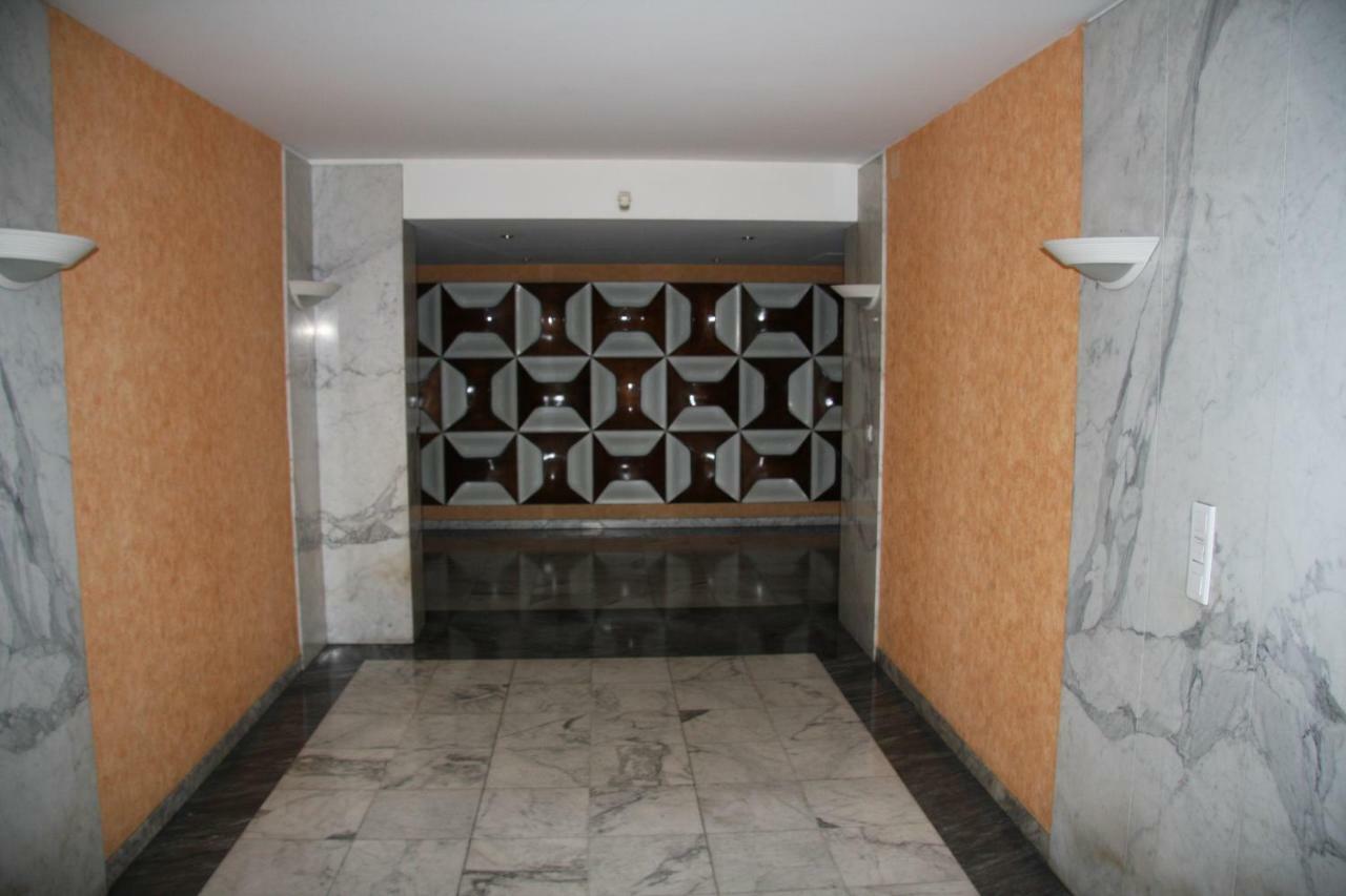 Very Central Apartment With Terrace Ницца Экстерьер фото